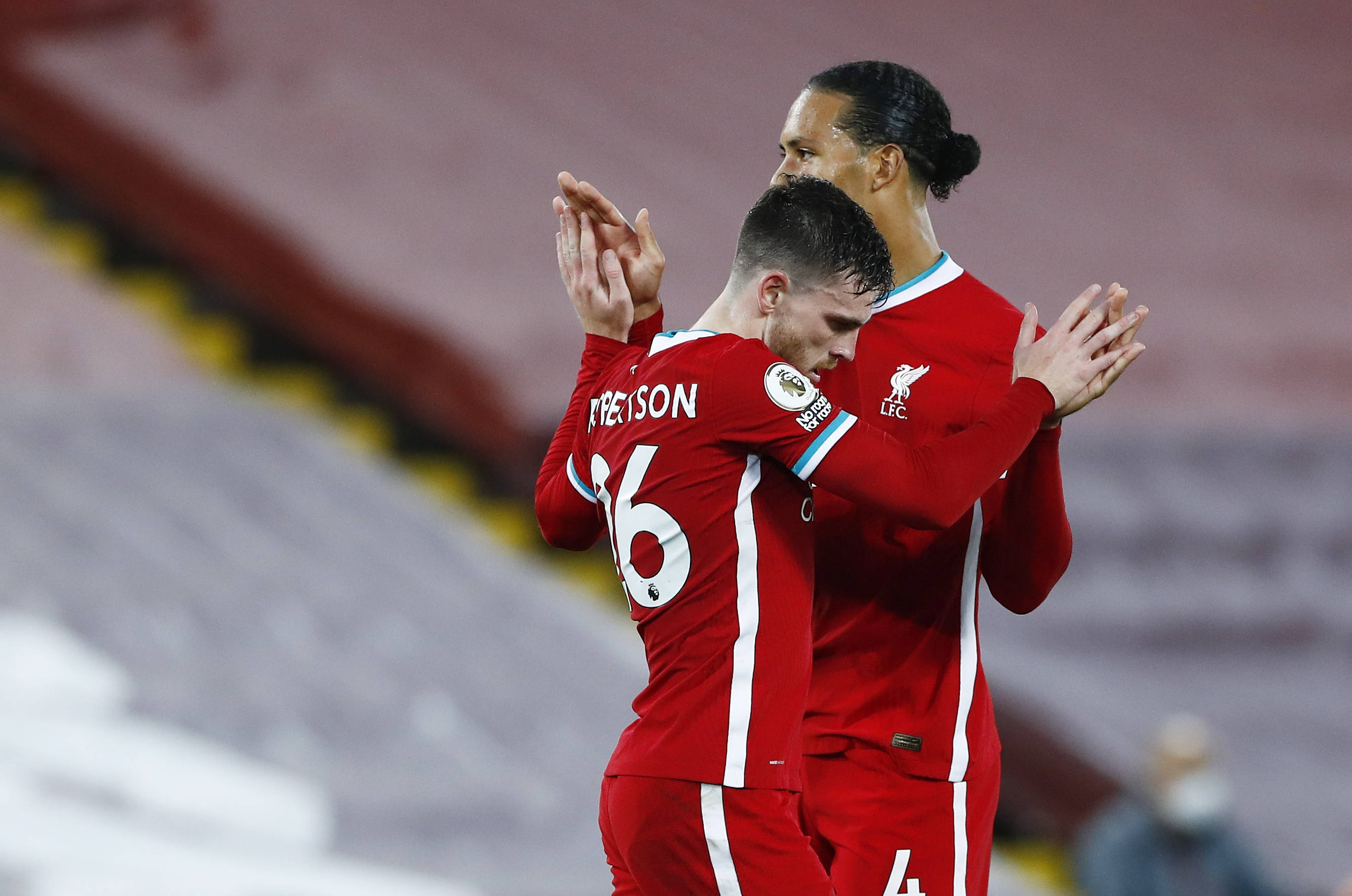 在足球比赛 在足球比赛